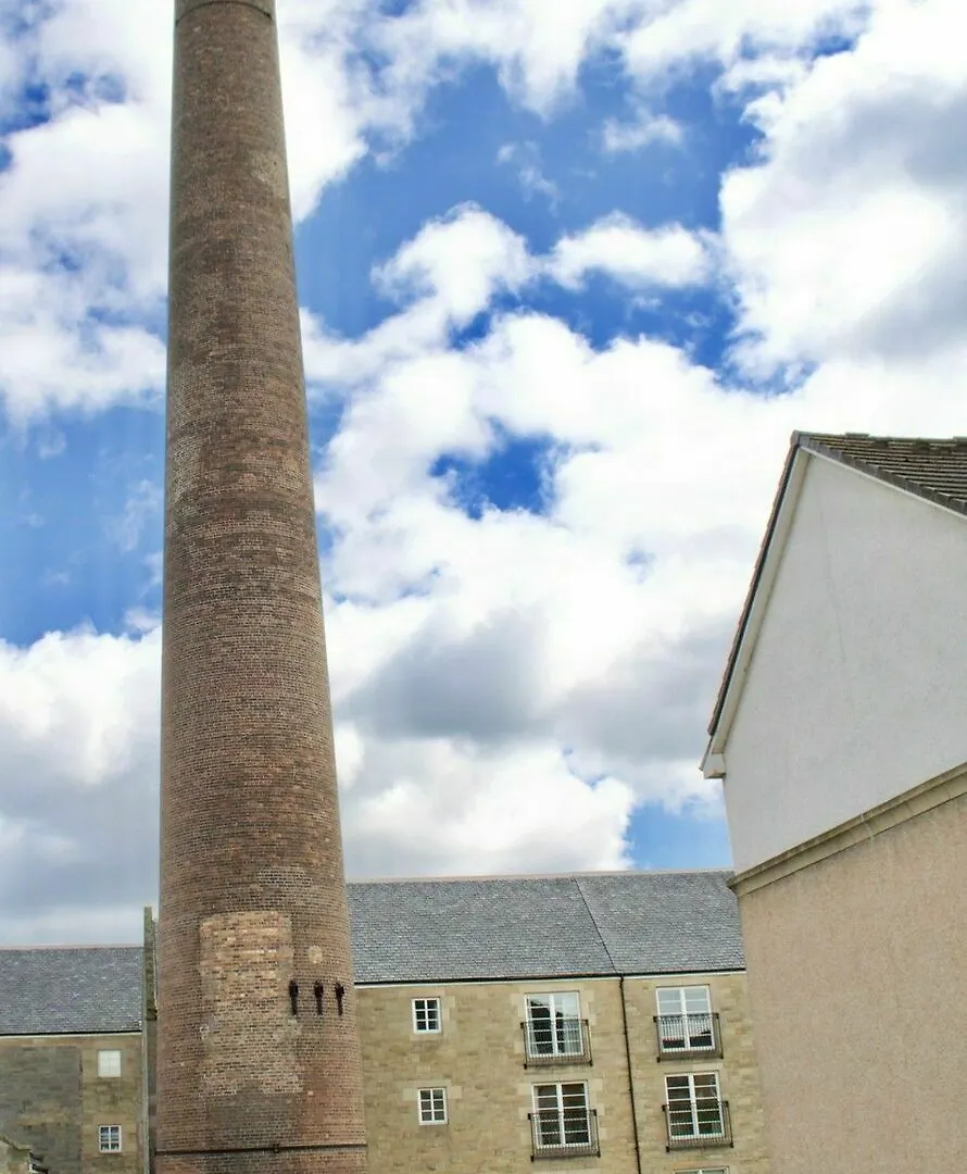 Beautiful 2 Bedroom Flat In Converted Distillery Edinburgh Apartment